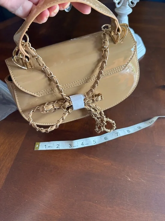 Valentino Orlandi Tan Patent Mini Shoulder Bag with Gold Chain - Picture 4 of 8